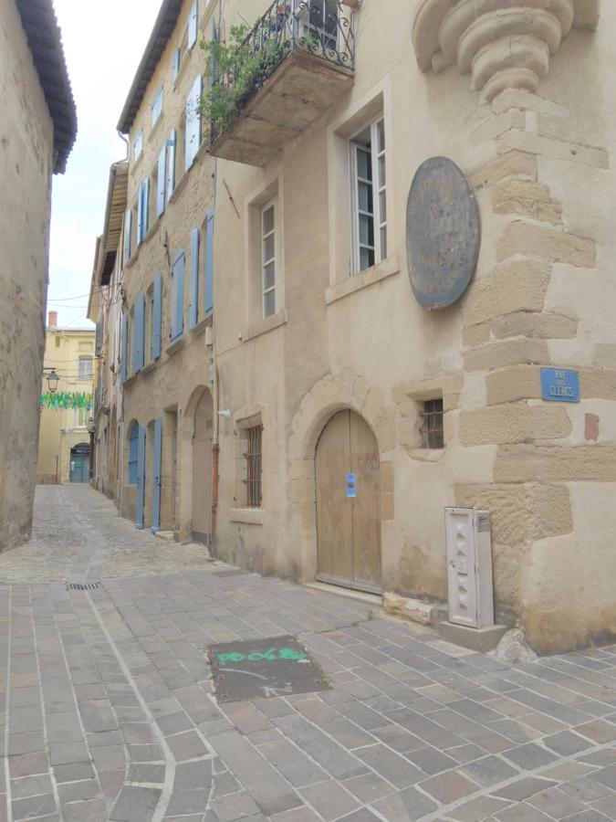 Romans-Sur-Isere, Maison De Rue En Centre Ancien Apartment Exterior photo