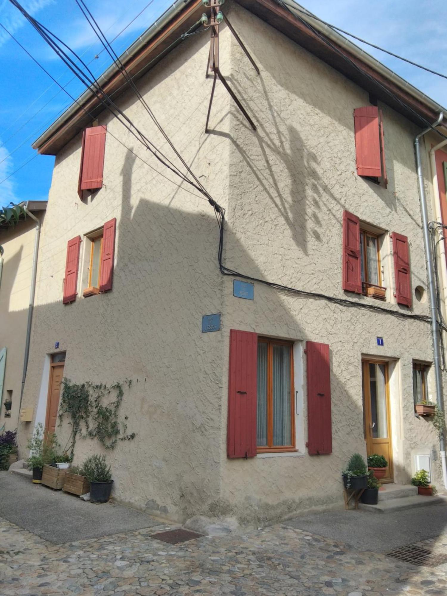 Romans-Sur-Isere, Maison De Rue En Centre Ancien Apartment Exterior photo